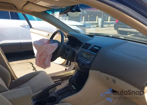 2006 Honda Accord 2.4 Lx z USA, uszkodzony, nr VIN 1HGCM56486A035009